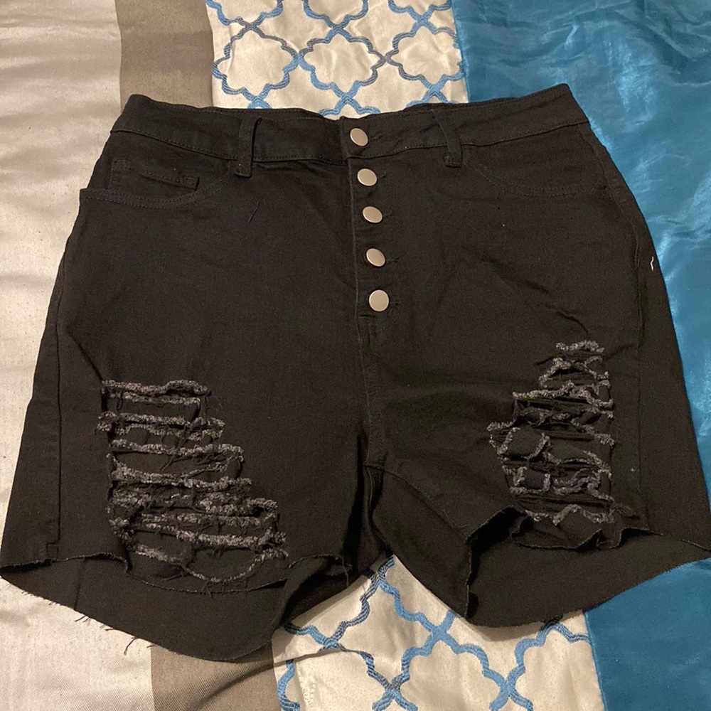 🖤Raw Cut Denim Shorts size 14 (1X)🖤 NEW